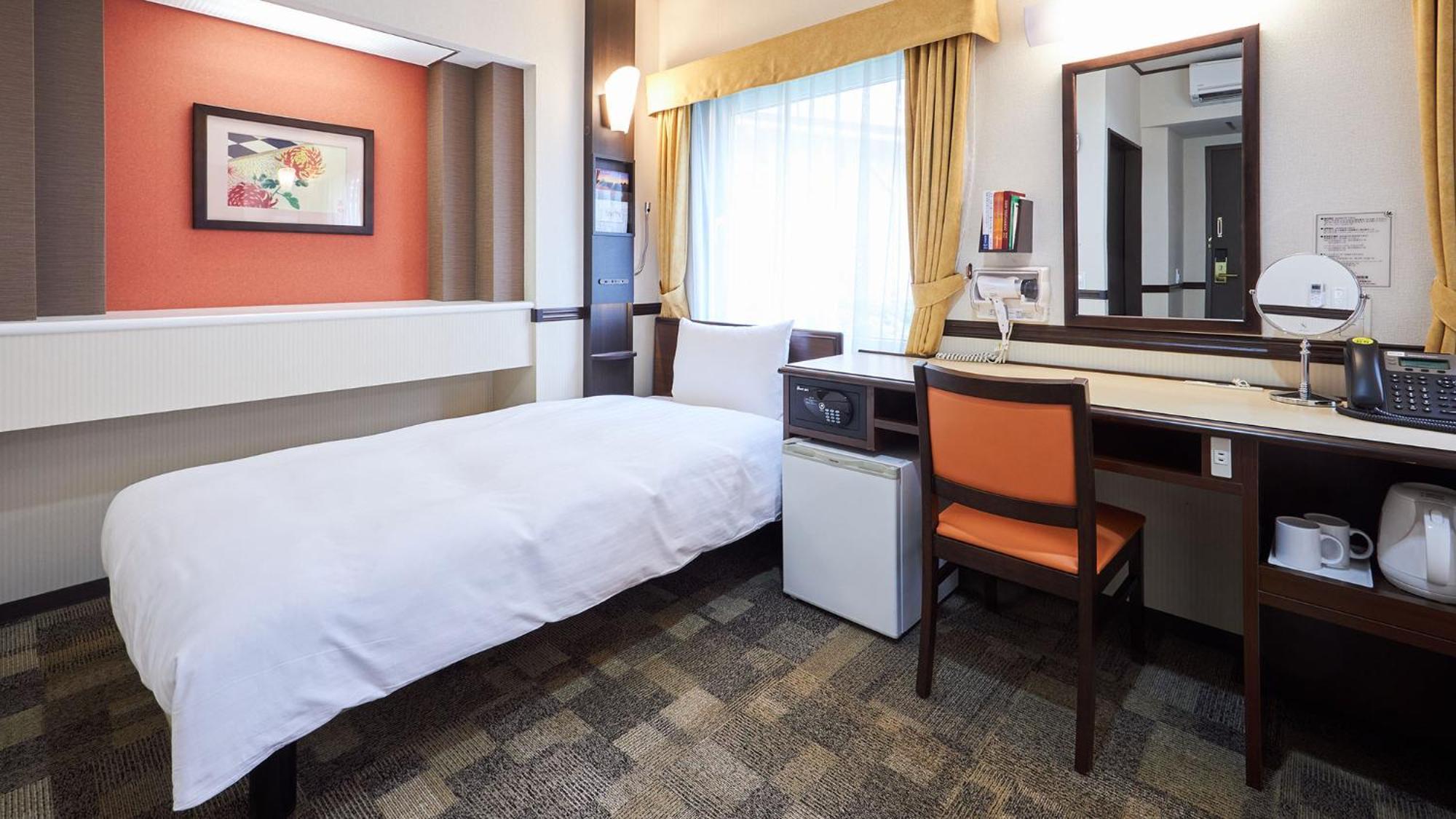 Toyoko Inn Tsu Eki Nishi Guchi Rom bilde